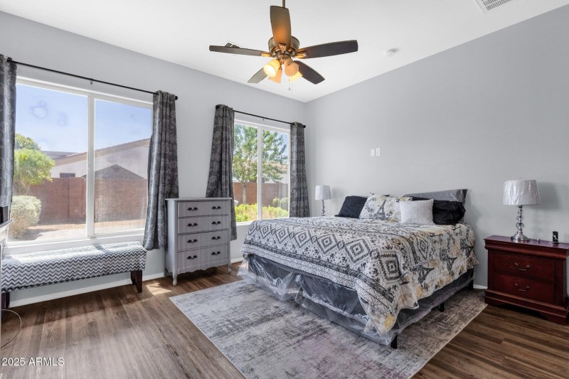 21-web-or-mls-12952-w-vista-paseo-dr