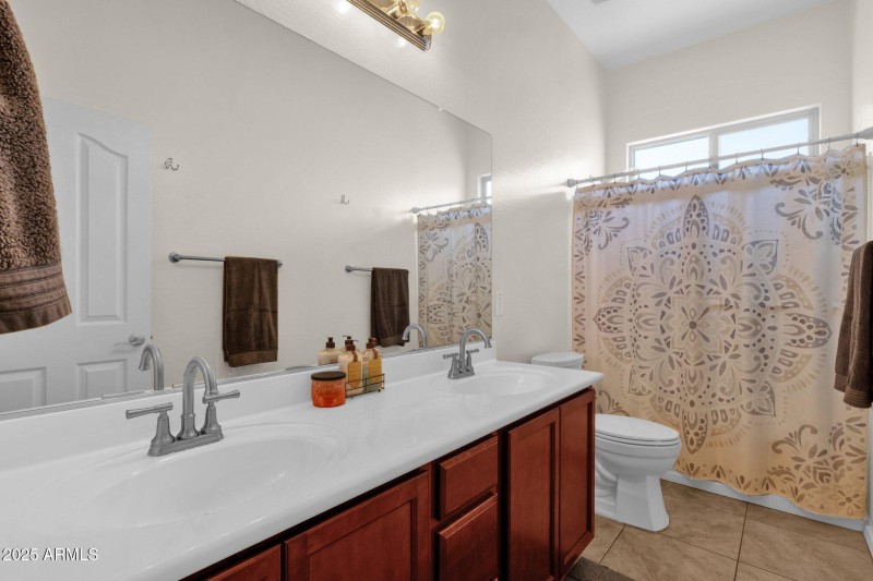 30-web-or-mls-12952-w-vista-paseo-dr