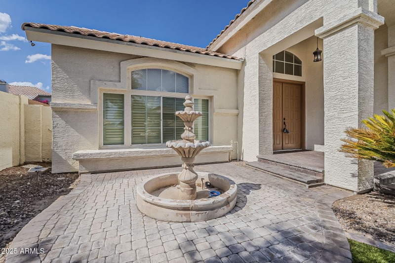 4-web-or-mls-Glenhaven-4