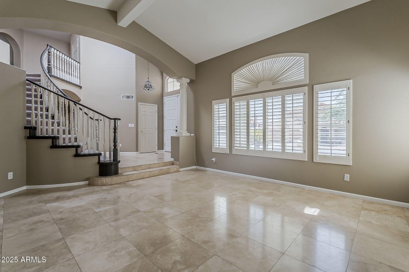 6-web-or-mls-Glenhaven-6