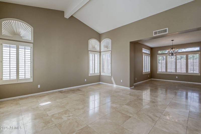 8-web-or-mls-Glenhaven-8