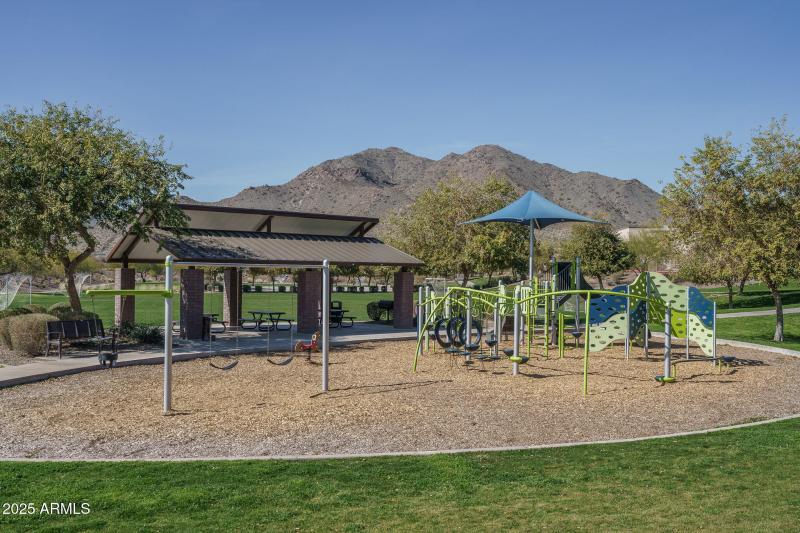 G) SIENNA HILLS COMMUNITY PARK