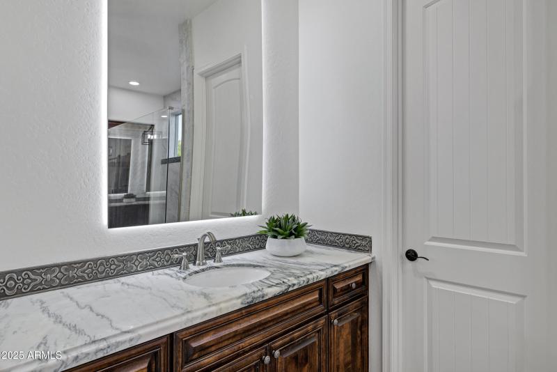 3076 E La Costa Dr-47