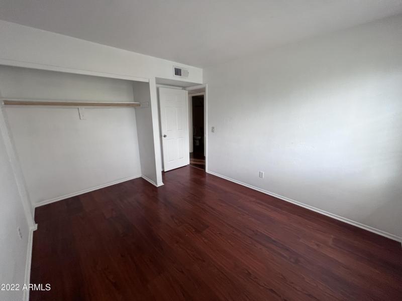 E9EAC9F5-5893-4BFC-AD41-330E21E35D9E