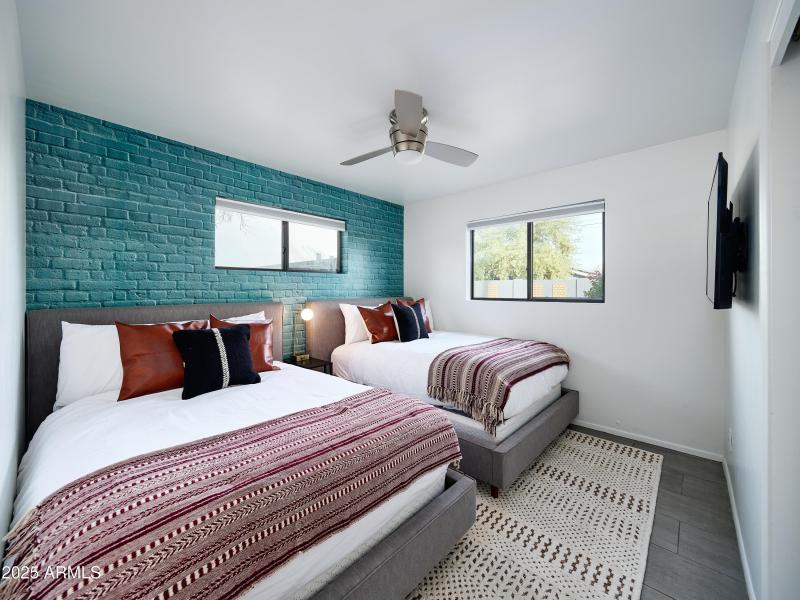 PropertyImageCo_4535N75thPl_WEB_13