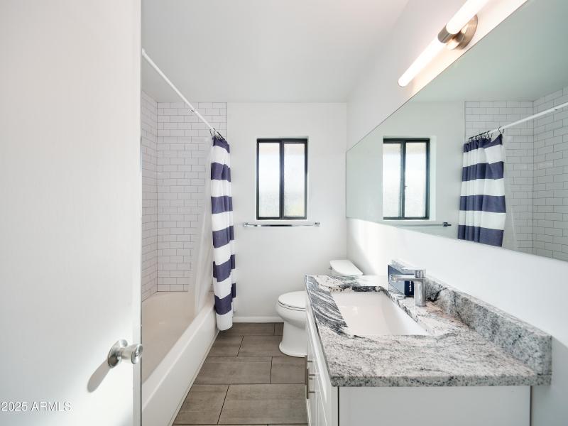 PropertyImageCo_4535N75thPl_WEB_19