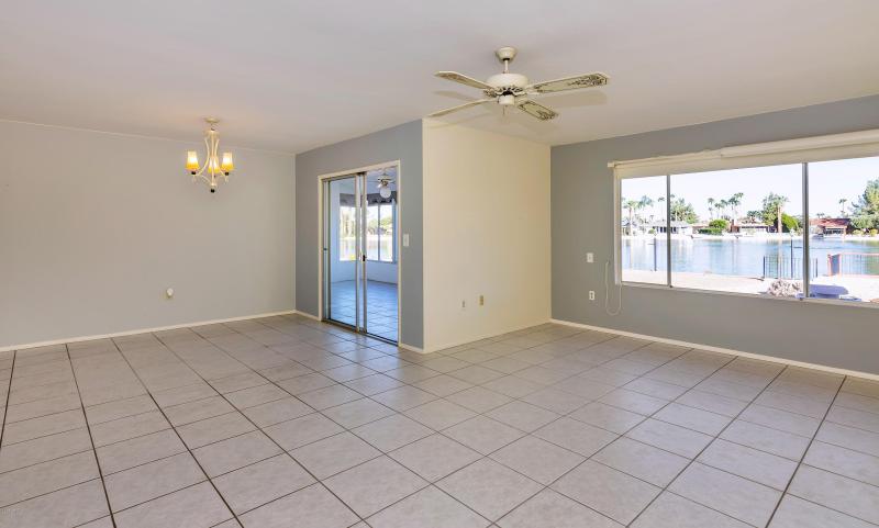 Living Room/Dining Room