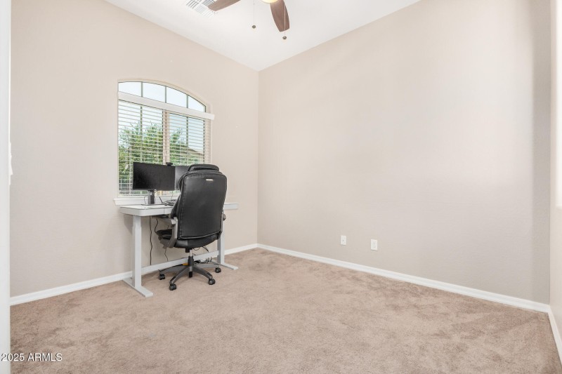 Office/Den/Front Room