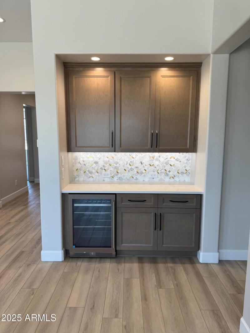 PC Unit 46 Lot 27 Bar