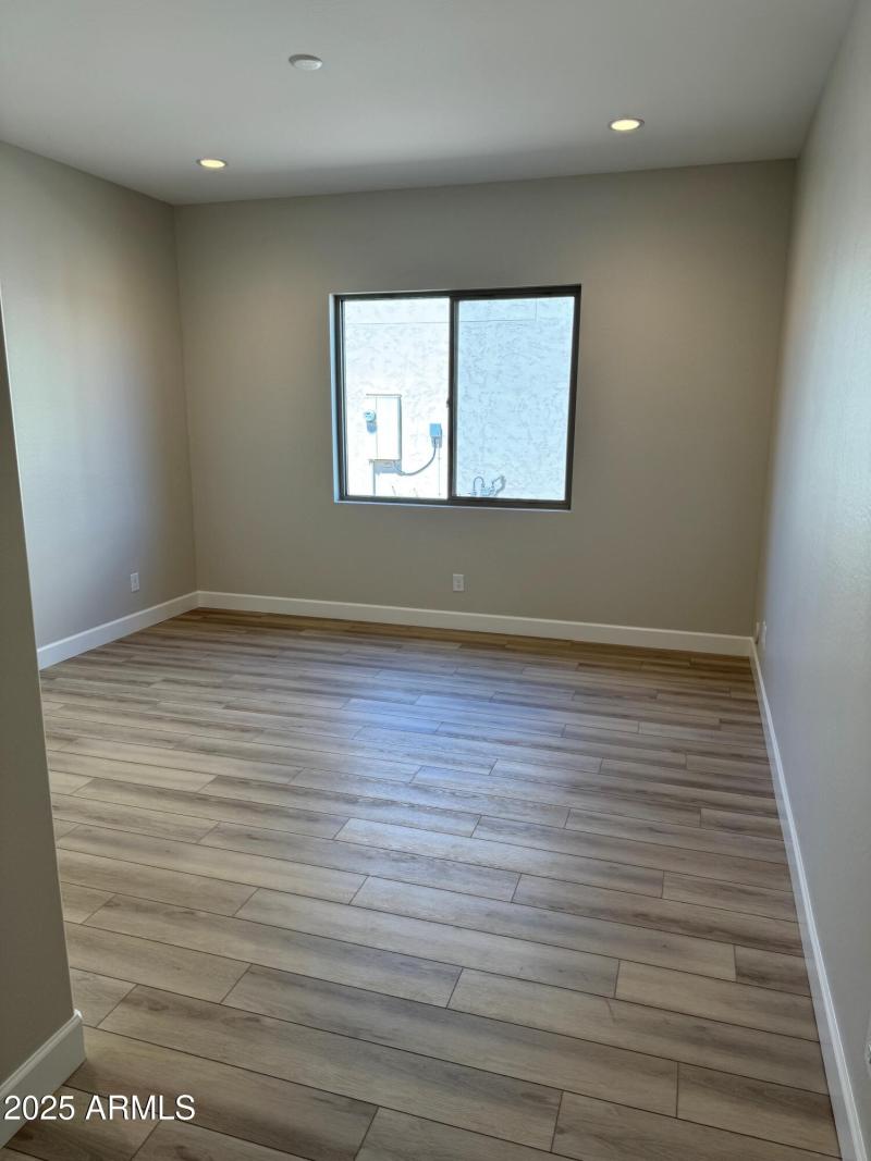 PC Unit 46 Lot 27 Den