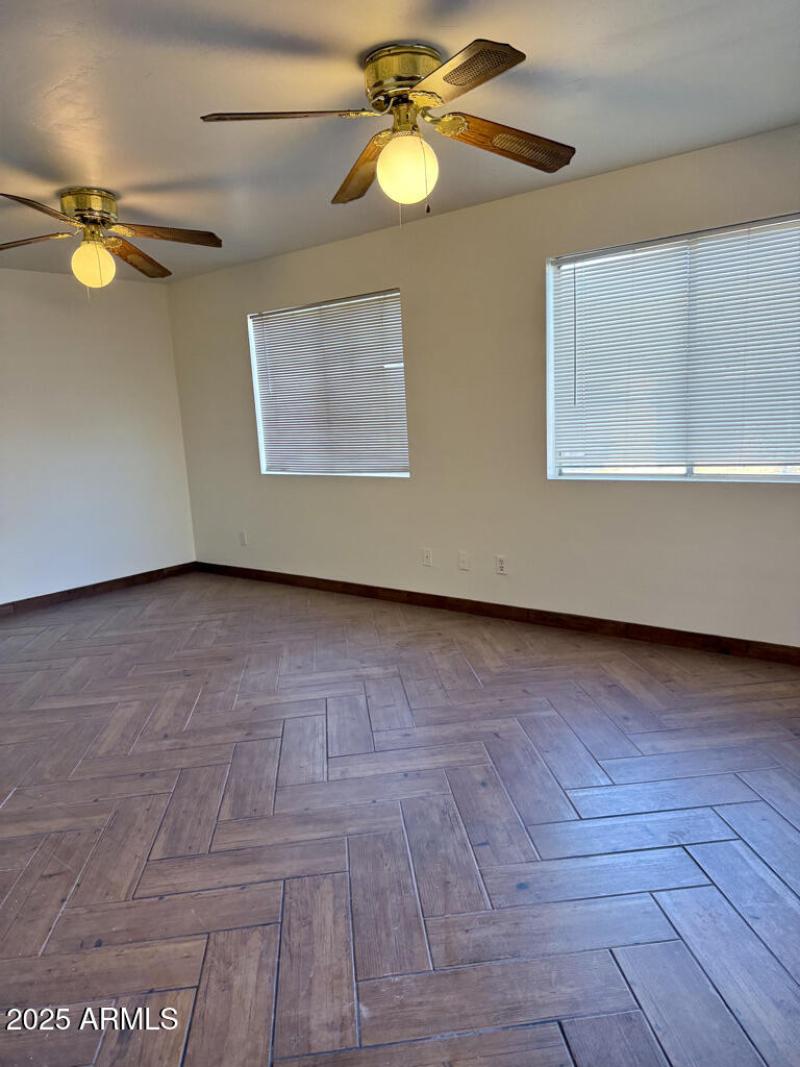 98C67251-CC0D-4BC2-8F0F-562DEE68FD4E_1_1