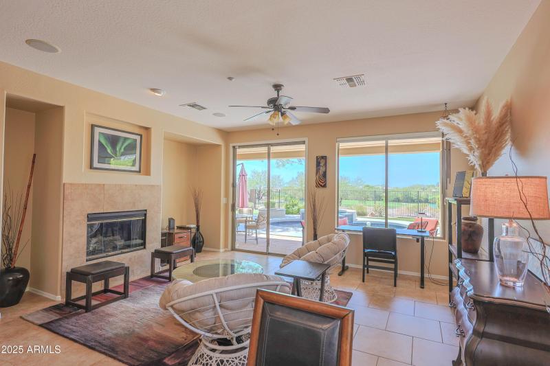 40838 N PRESTANCIA CT