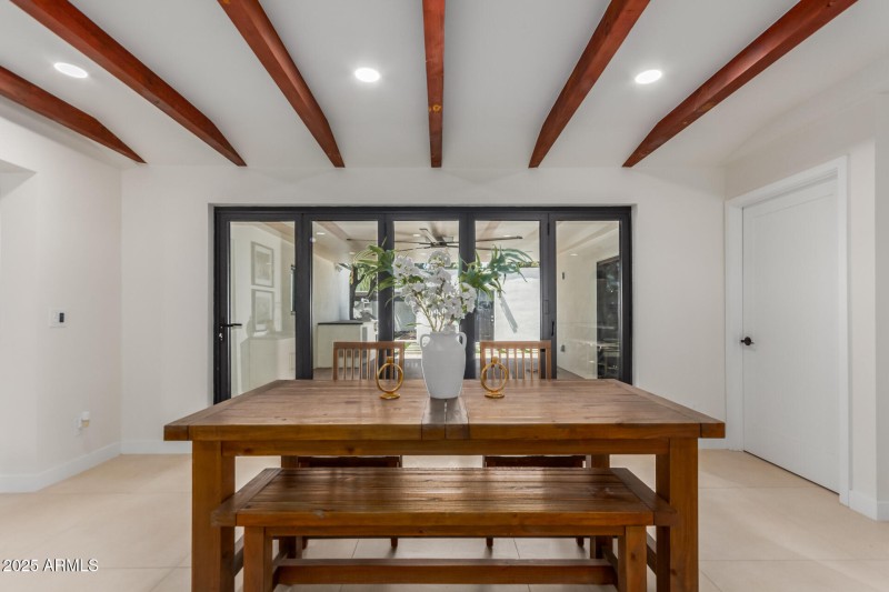 10 Montecito