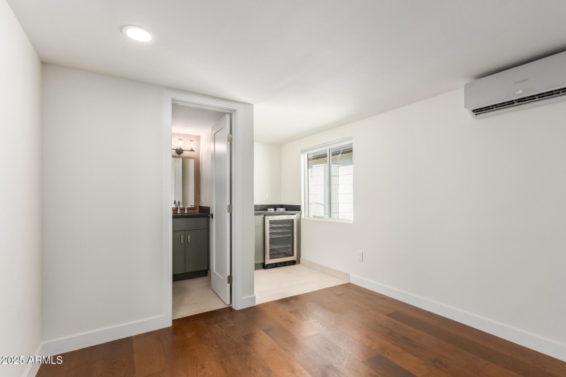 24 Montecito