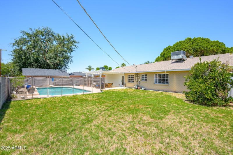 25-web-or-mls-Edgemont-31