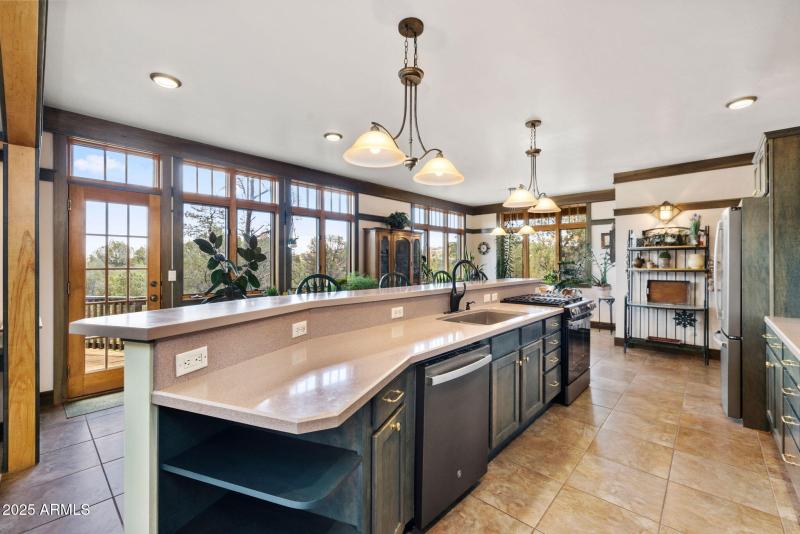 16-Kitchen 3