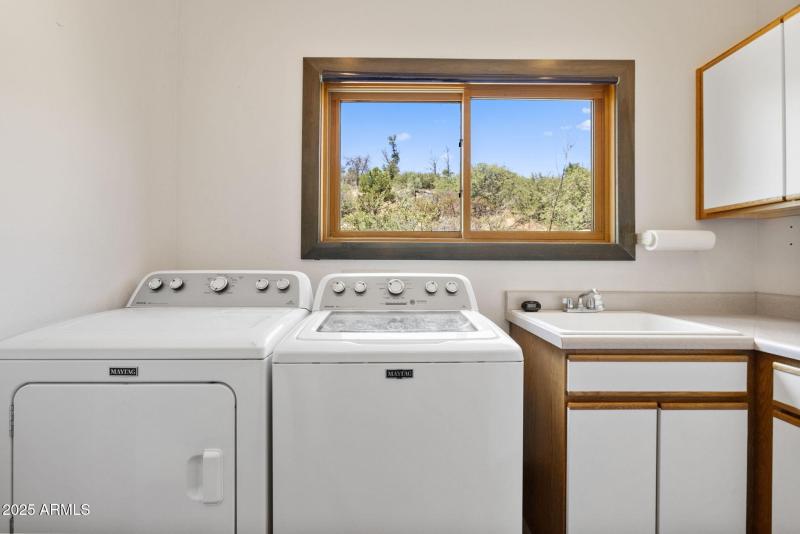 27-Laundry Room
