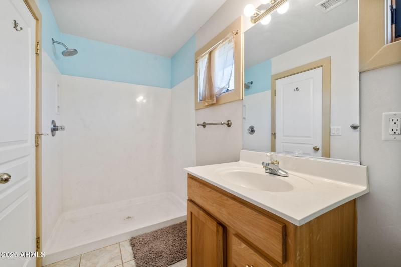 37-Bedroom 2 Bathroom