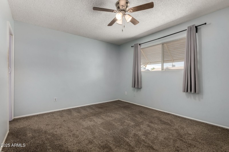 17 - Bedroom