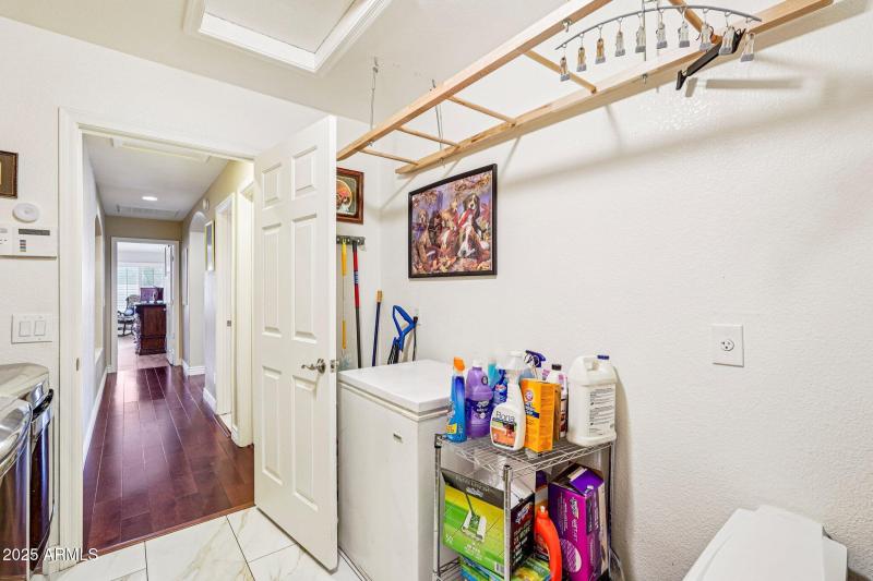 21-web-or-mls-N 85th Dr-S0907-021