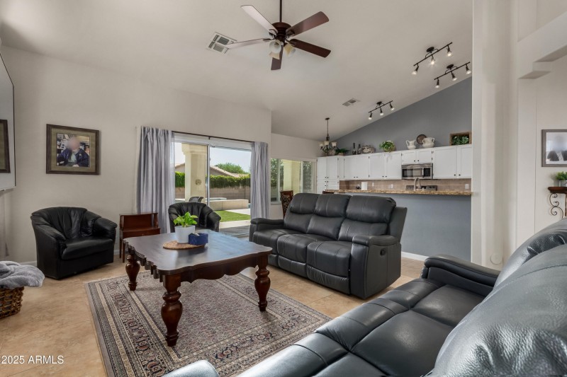 686f58_12 - Vista Val Verde