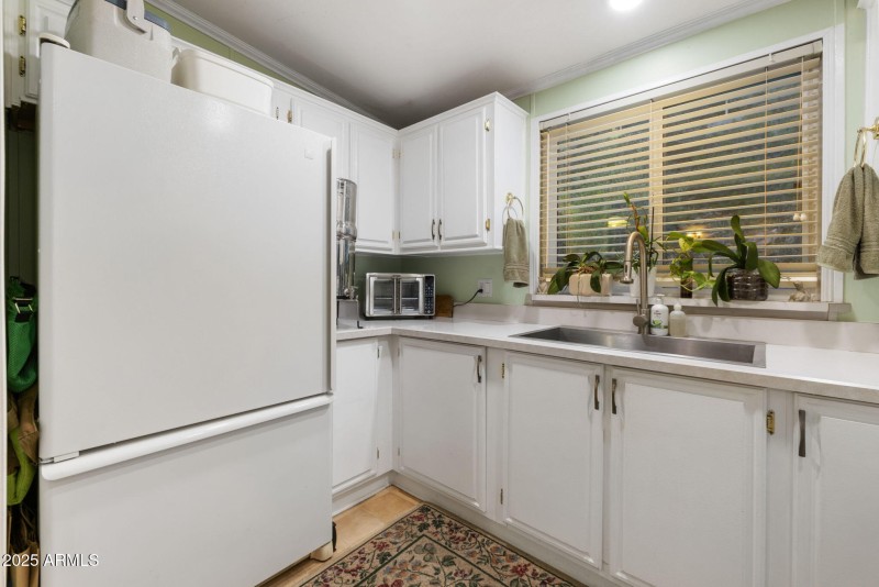 23-Kitchen 3