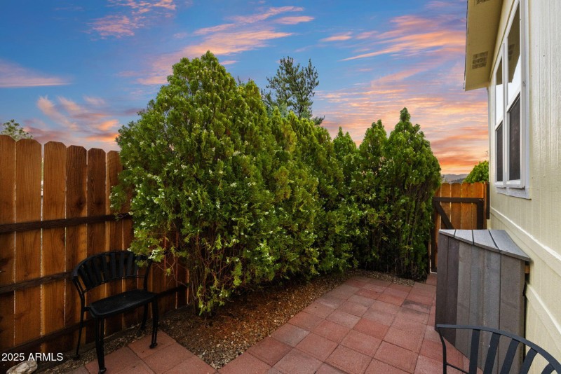 34-Side Patio 2