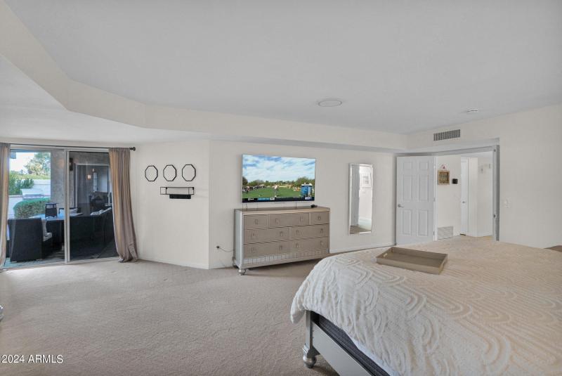 Master with views to pool