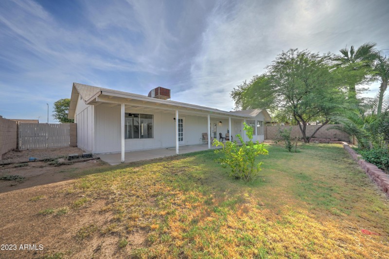 7113 W Sunnyside -26