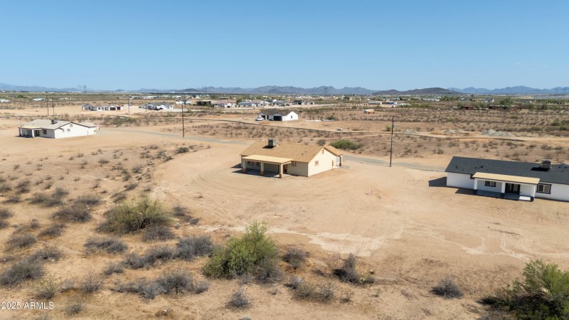 35684 W Chipman Rd - Outside-8