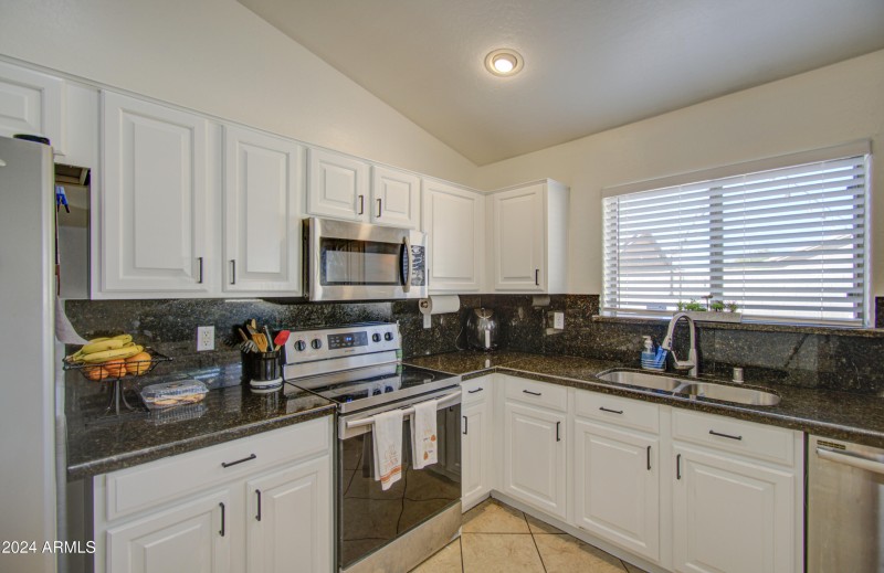 Kitchen 5