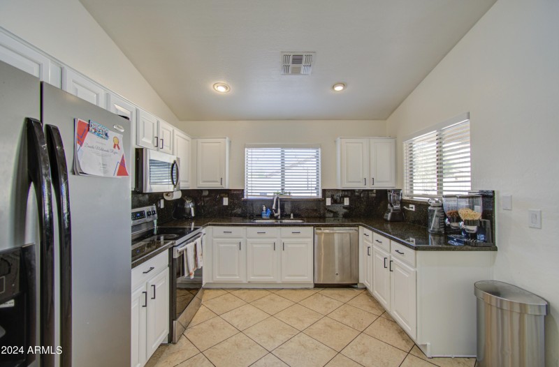 Kitchen 3