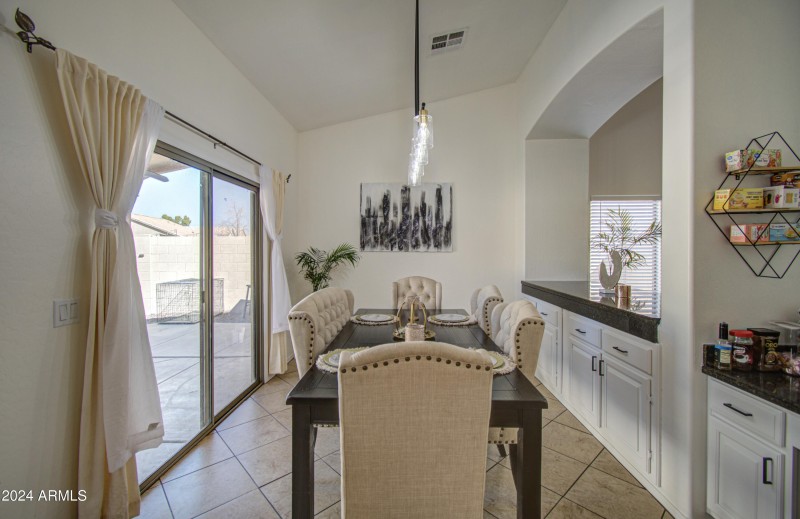 Dining 1