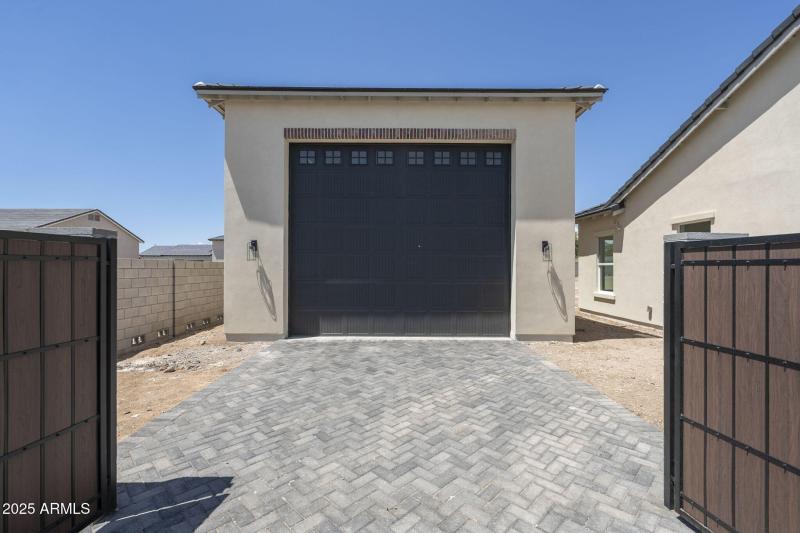 65-web-or-mls-77th-57