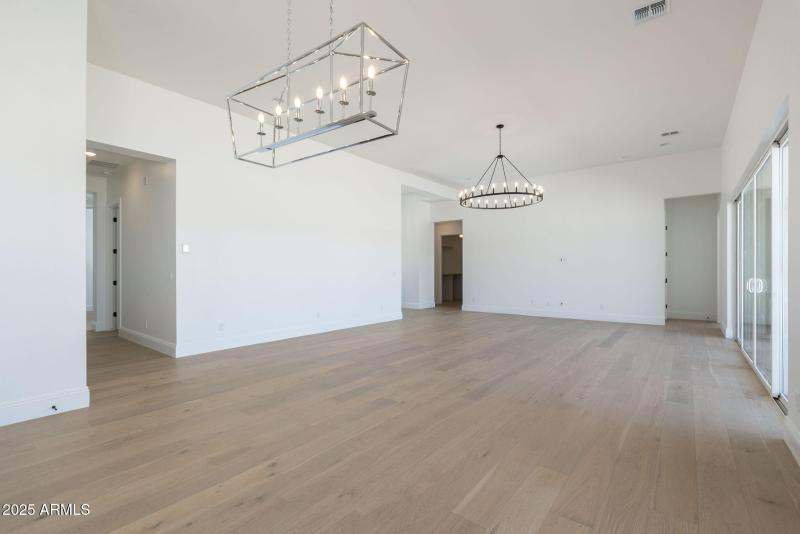 18-web-or-mls-77th-10
