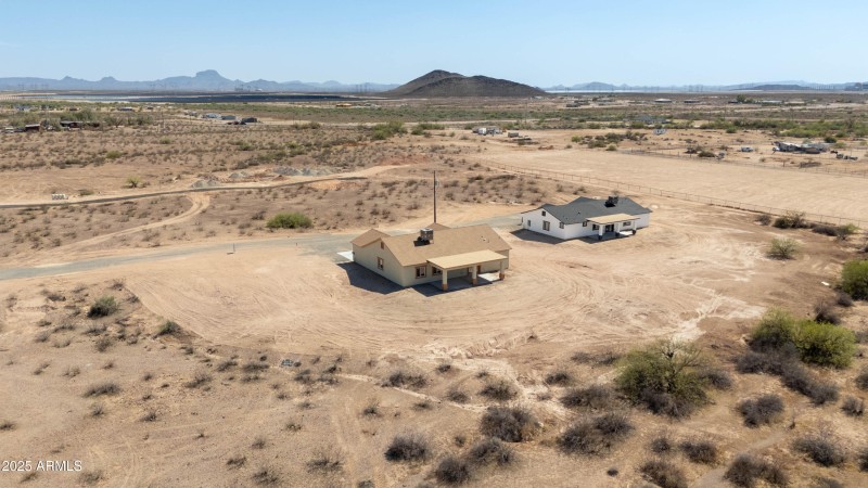 35684 W Chipman Rd - Outside-7 (1)