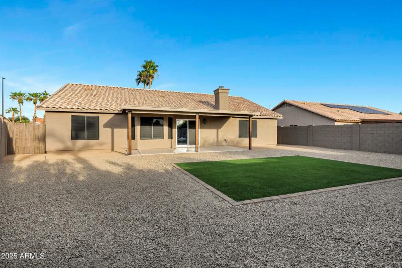 952 S Canal Dr-34