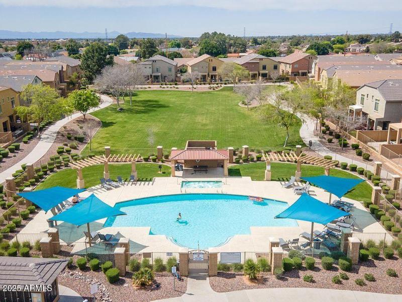 pool 4