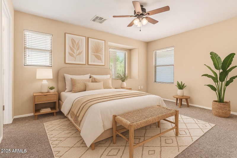 MASTER ROOM