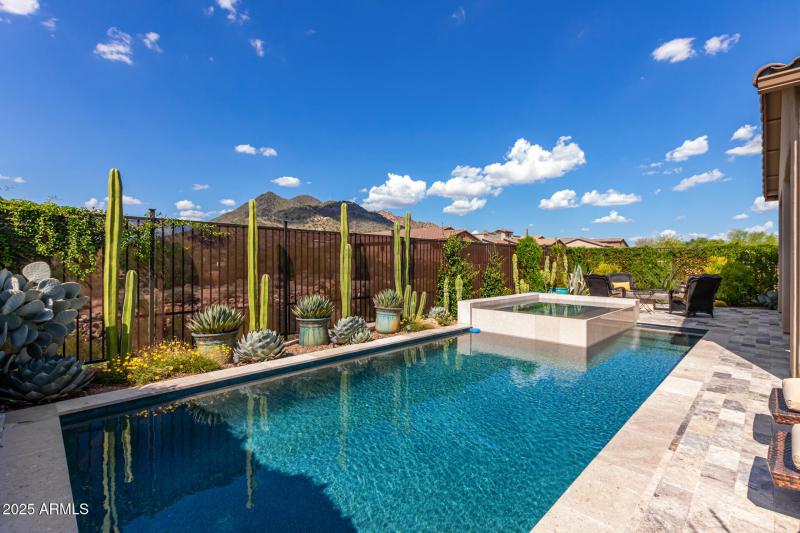 0044- 44 - Santa Cruz