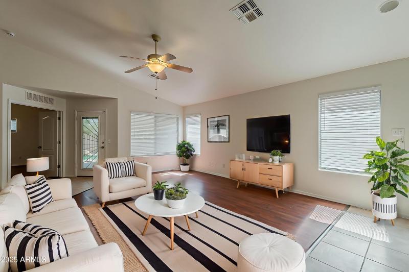 9-web-or-mls-Saguaro-9 - Living Room - S