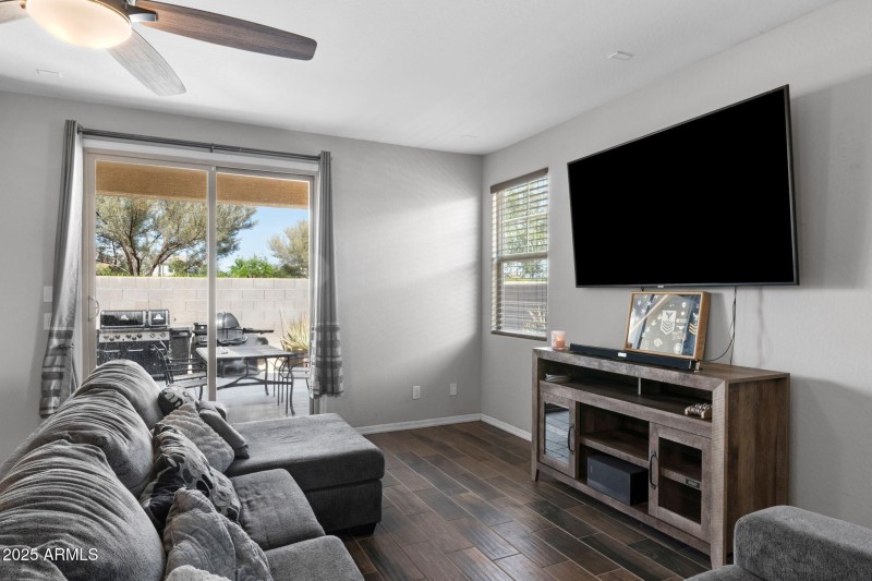 008___2741 S 85th Way