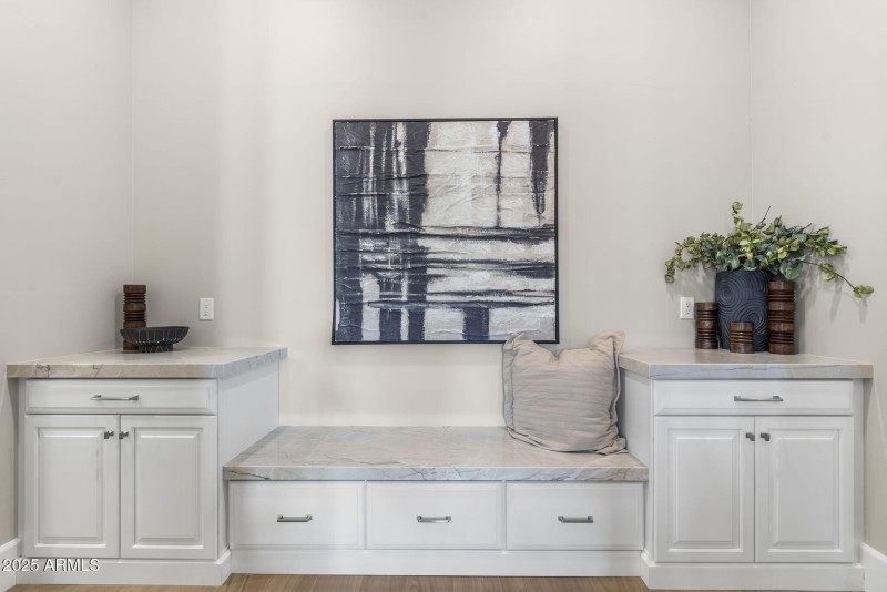 mud room