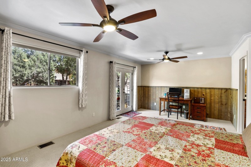 Master Bedroom (2)