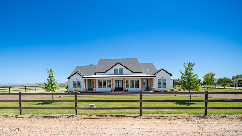 Country charm-high end finishes