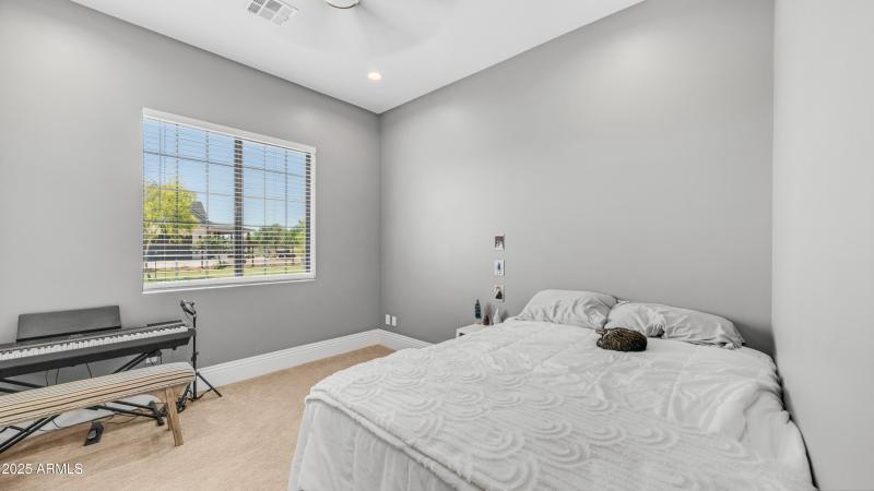 29617 W Eagle Dr (39)