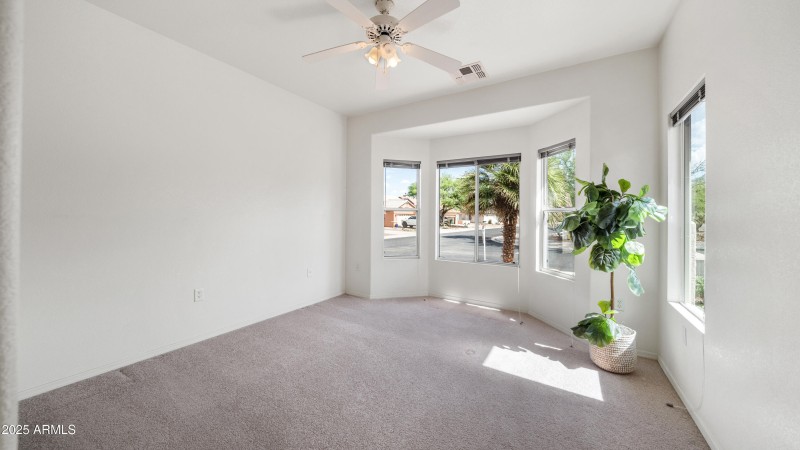 Interior - 2389 Locksley Dr-17