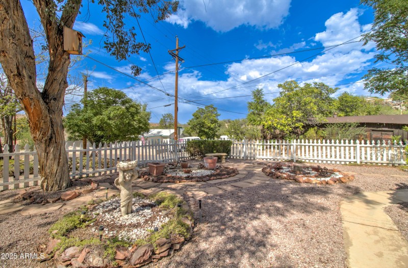 5846 Grover Canyon Rd-12