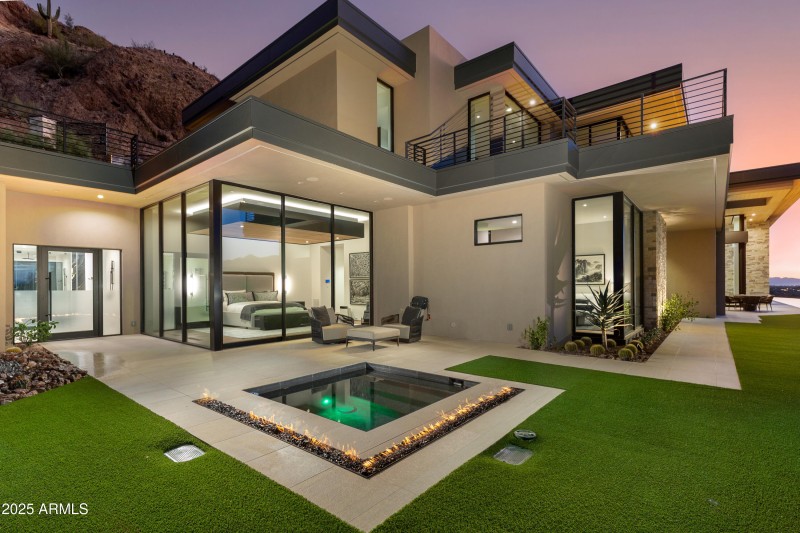 PRIMARY SUITE JACUZZI