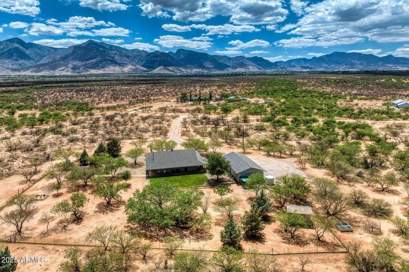 062032-4696 South Burro Drive